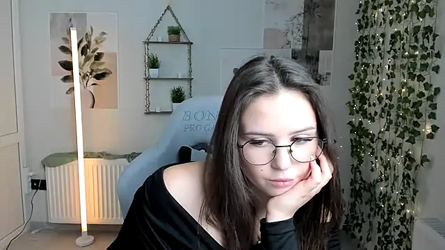 Regina_cute_'s Live XXX Chat