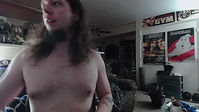 biggerisbetter12's Live XXX Chat