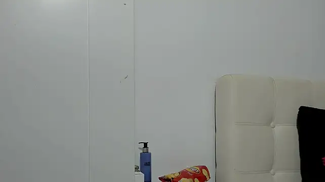 saradusk Live XXX-chat