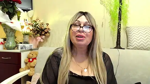 SusieNoreen's Live XXX Chat