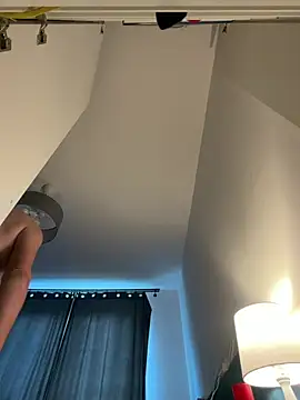 XXX chat uživo modela Jaropol