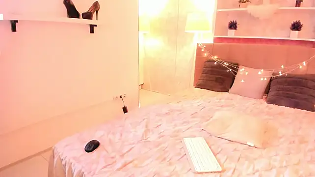 IsabelKiss লাইভ XXX চ্যাট