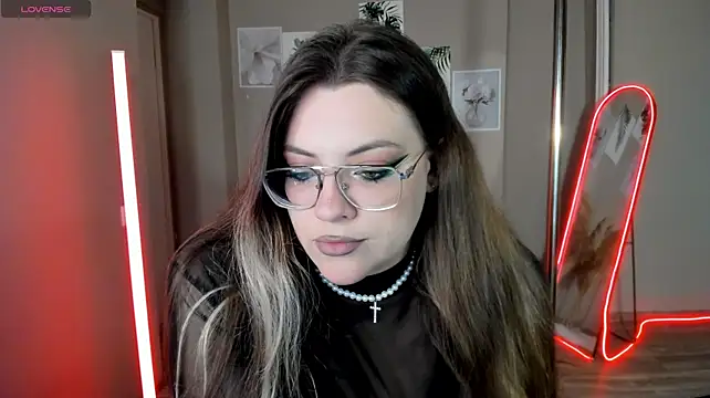 MiraTorson Live XXX-Chat