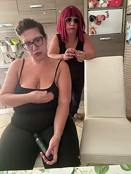 SinfulMarkedQueens Adlı Modelin Canlı XXX Sohbeti