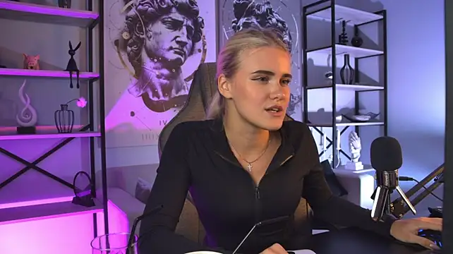 KattyWilde Live XXX-Chat