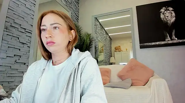 Reina_Cummings' Live XXX Chat