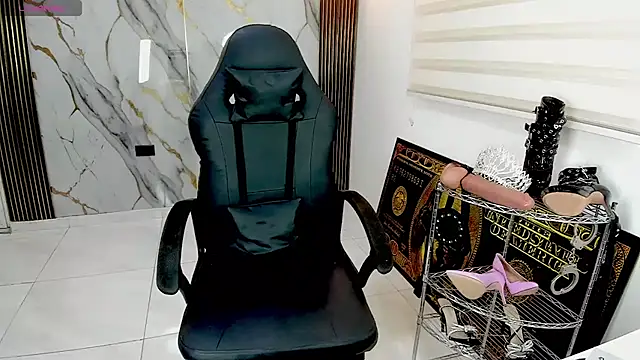 دردشة queen_findom1 الجنسية المباشرة