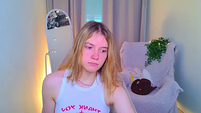MilanaRayy Live XXX-Chat