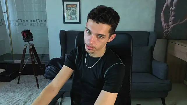 Živý XXX chat KaydenDrew