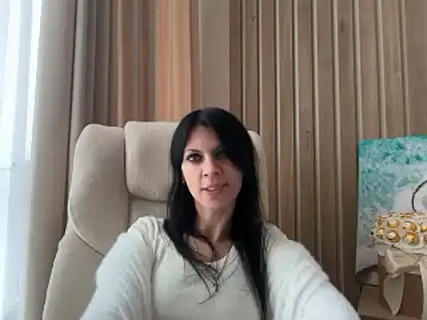 InjaAtHome's Live XXX Chat