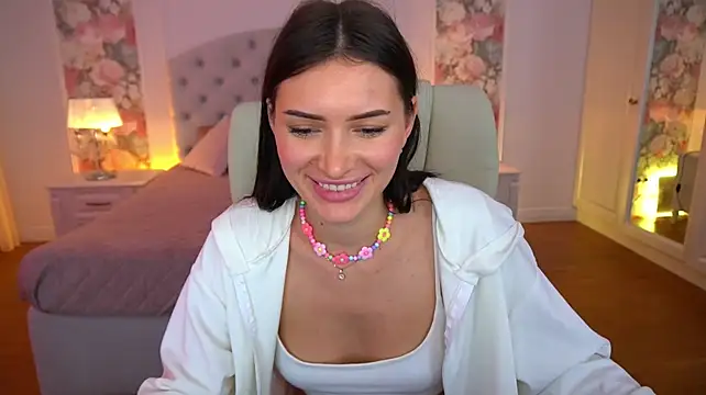 MilaSecrett Adlı Modelin Canlı XXX Sohbeti