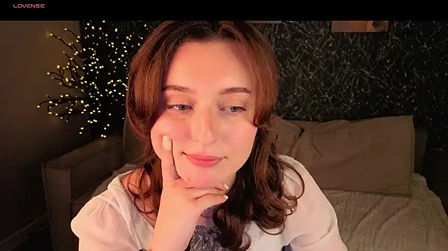 Delora_Romano XXX чат на живо
