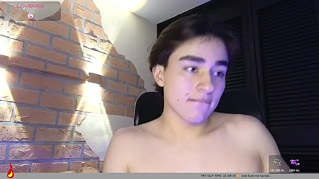 Chat XXX en directo de Connorr_01