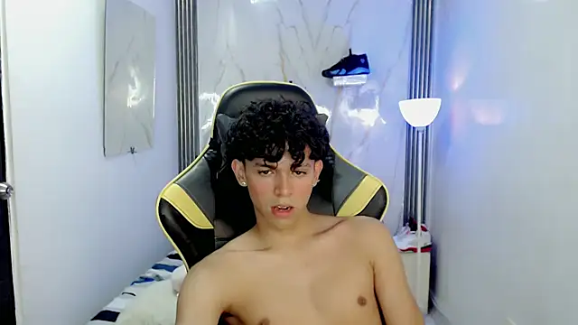 Živý XXX chat FUNNY_DICK_
