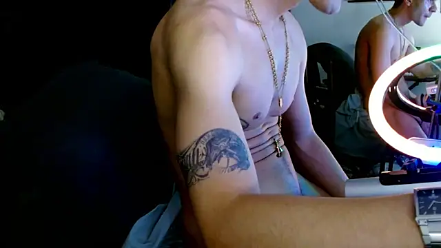 Chatroom XXX en direct de MistBirol69