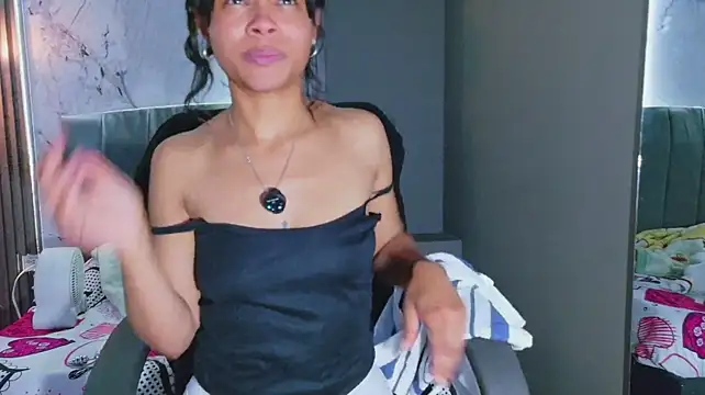 Chat XXX ao vivo de Kristall_06