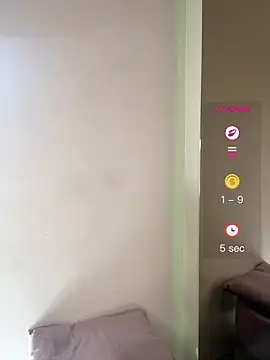 SophieeCharm Adlı Modelin Canlı XXX Sohbeti