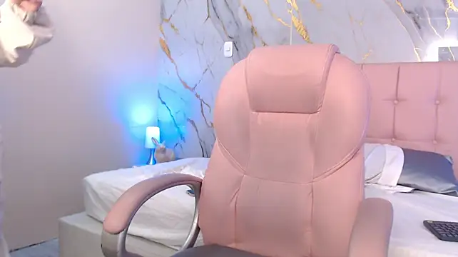 NikaVossx's Live XXX Chat
