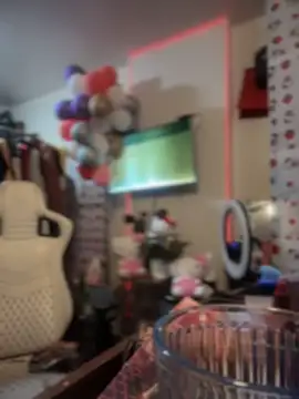 Motherbigbus' Webcam Show