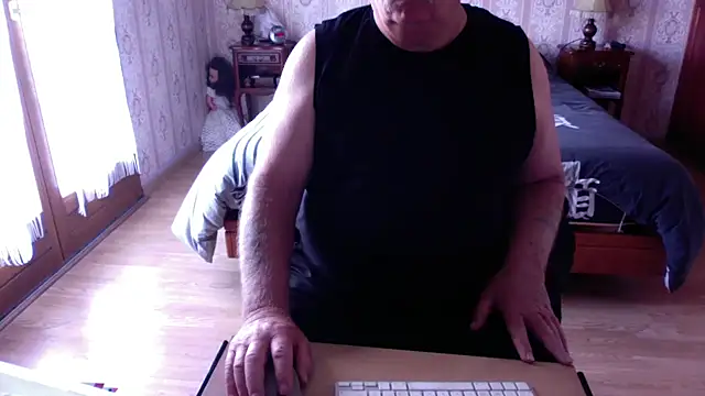 bacanale72 Adlı Modelin Canlı XXX Sohbeti