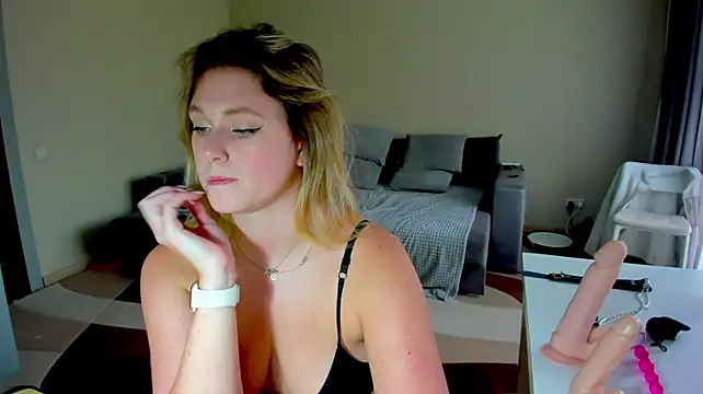 GarryHill live XXX chat