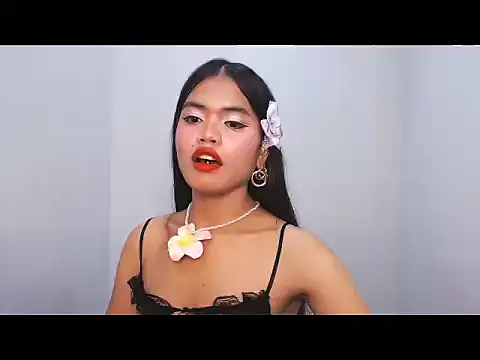 sofia_skyhuxly 在線直播表演