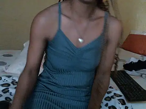 Pretty_miss_devilxxx35: απευθείας συνομιλία ΧΧΧ