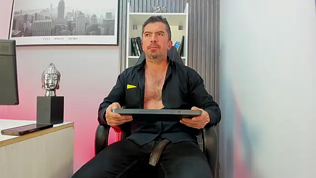 Chat +18 de JuanKFit_45 ao vivo