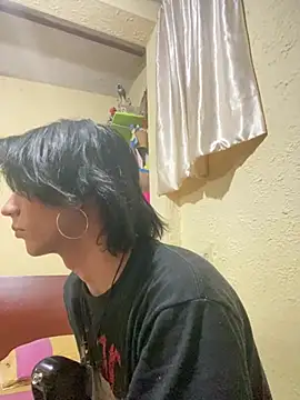 olii_dusk webcam show
