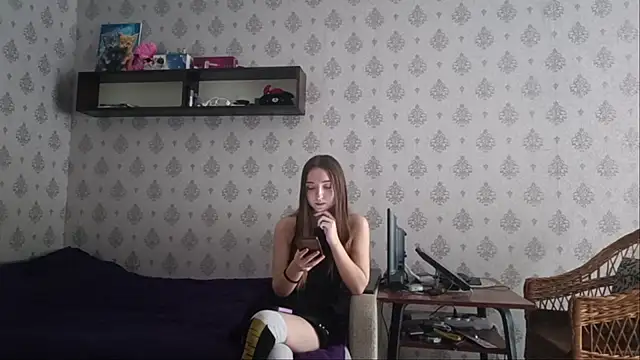 WynonaFarhat Chat XXX in diretta