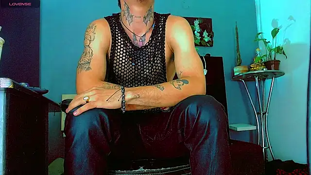 HannibalLester Live XXX-chat