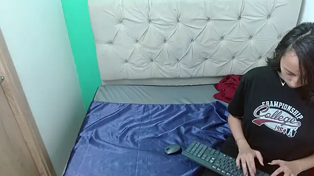 amoremerchmar Chat XXX in diretta