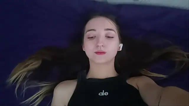 WynonaFarhat Chat XXX in diretta