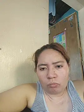 dirtymumnasty45 Adlı Modelin Web Kamerası Şovu
