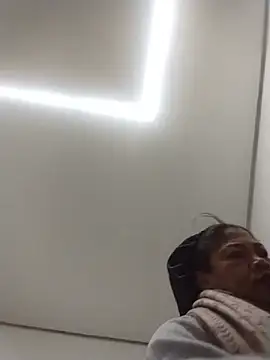 Chat +18 de raquelrecife ao vivo