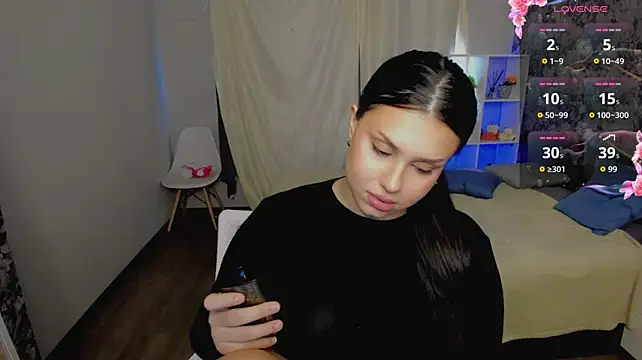 amelibamby élő XXX-chatje