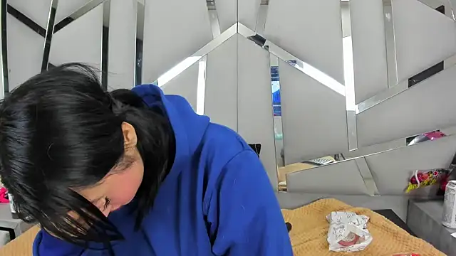Živý XXX chat Catherinee69_x