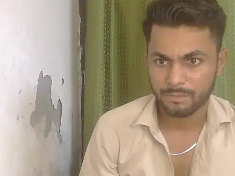 Stubborndesiboy's Live XXX Chat