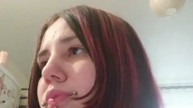 IronicBuckle Live XXX-chat