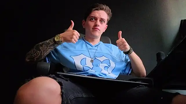 FelixStarkk live XXX chat