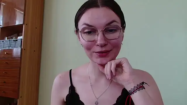 XXX chat uživo modela LooveELLYx