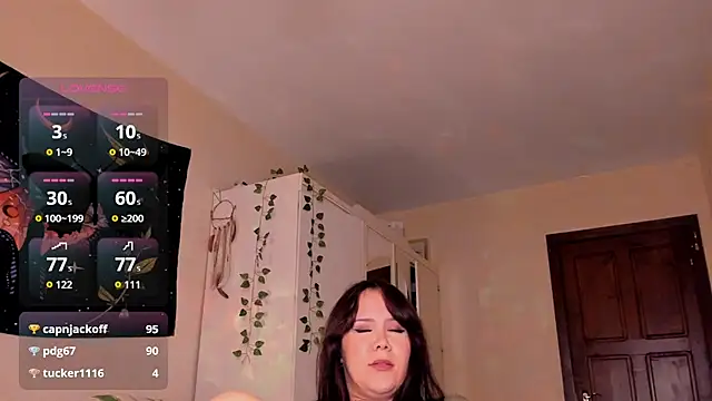 Rainey_n Live XXX chat