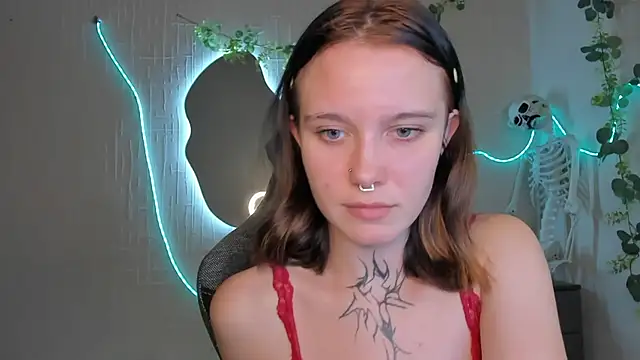 Elastikisss লাইভ XXX চ্যাট