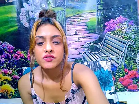 IndianPretty14u2Luv Live XXX-Chat