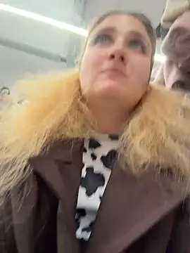 צ'אט XXX בשידור חי של AdelRich