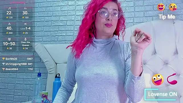 RoxanneStorm_ Chat XXX in diretta