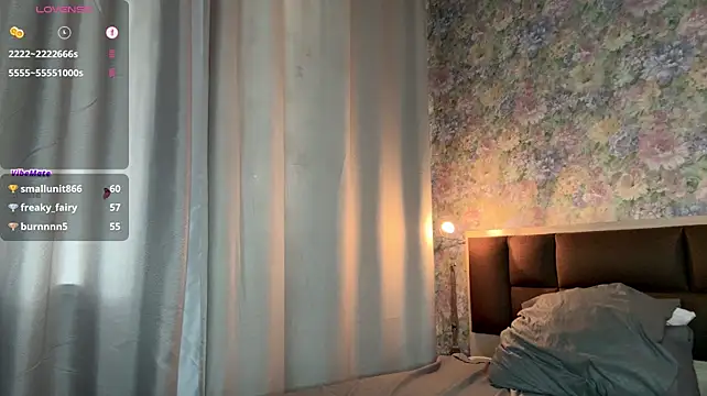 LoraDavi élő XXX-chatje