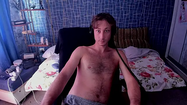 XXX chat uživo modela CuteBoy228