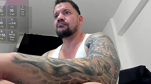 XXX chat uživo modela musclemonster31
