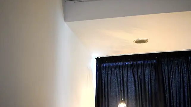 Aisha_Bee Chat XXX live